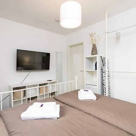 Gemuetliches & Ruhiges Mit Terrasse Appartement *